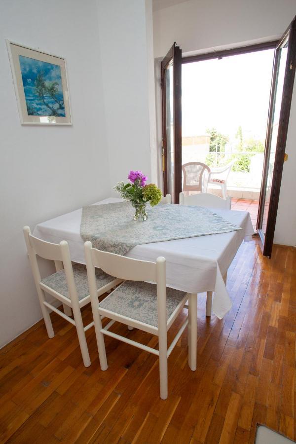 Apartamento House Emilija Novalja Exterior foto